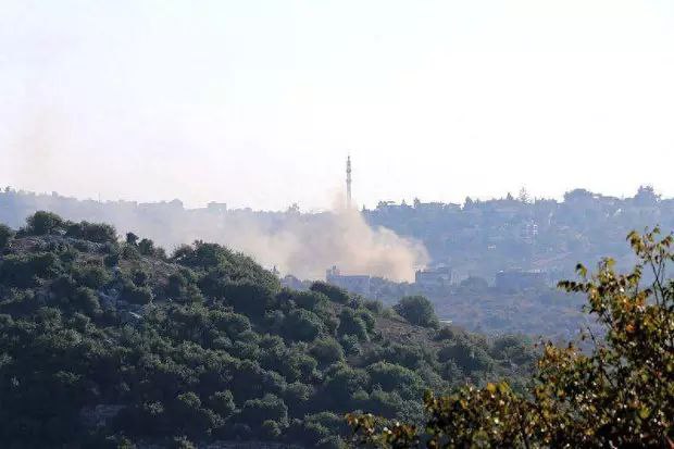 云南两地突发山火3人遇险身亡