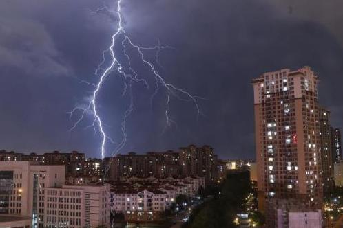 强对流天气黄色预警：5省份局地将有雷暴大风或冰雹天气