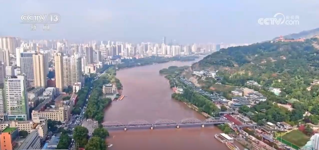 共和国巡礼 | 75年间 陇原大地书写新的丝路传奇