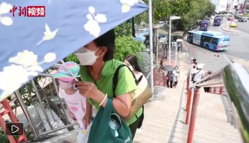 菲律宾多地遭热浪袭击 炎热指数达“危险”级别