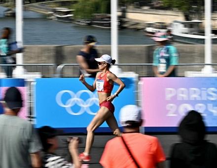 一骑绝尘！杨家玉夺得巴黎奥运会田径女子20公里竞走金牌