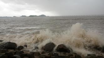 台风“摩羯”登陆海南文昌 风力超17级