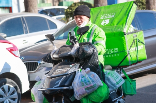 多地聘请外卖骑手当食品安全监督员 “小哥严选”落地