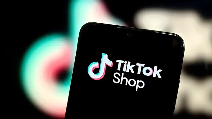 TikTok预测：节假日推动用户和商店双增长