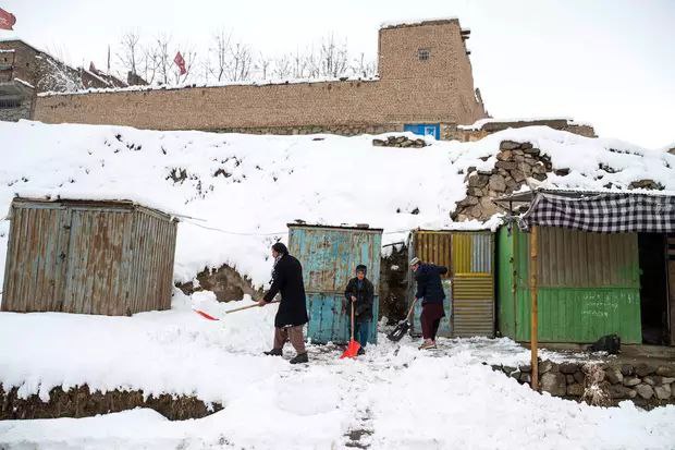 阿尔卑斯山地区遭遇狂风和强降雪5名滑雪者遇难 1人失踪