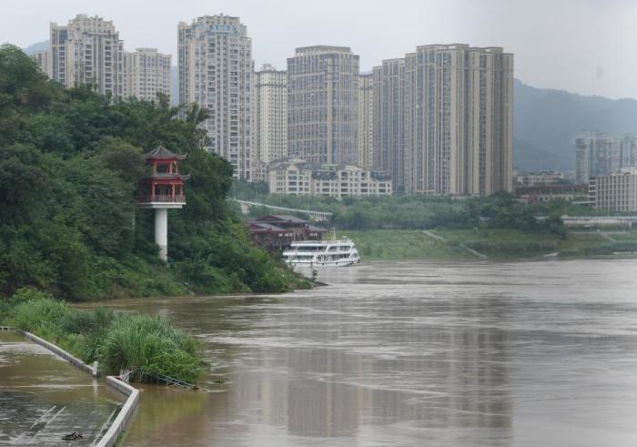 受部分地区降雨影响 重庆火车站停运22趟列车