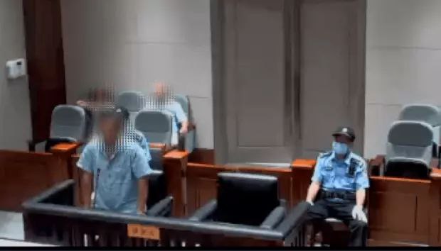 祭祖时意外引发山火浙江江山一男子被判刑