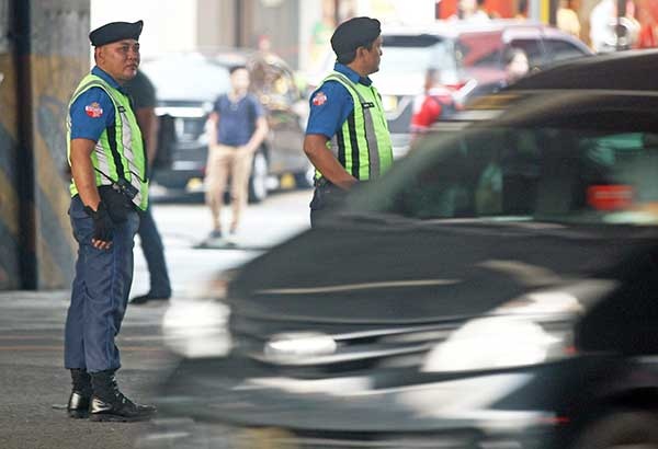 菲律宾道路嘈杂 致交警出现听力损失